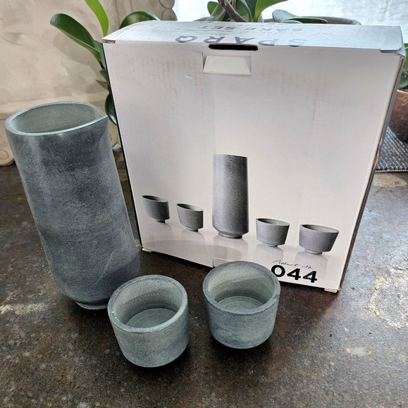 Sparq Home Sake Set 5 Piece Original Soapstone Freeze, Pour, Enjoy NIB! - Picture 1 of 4